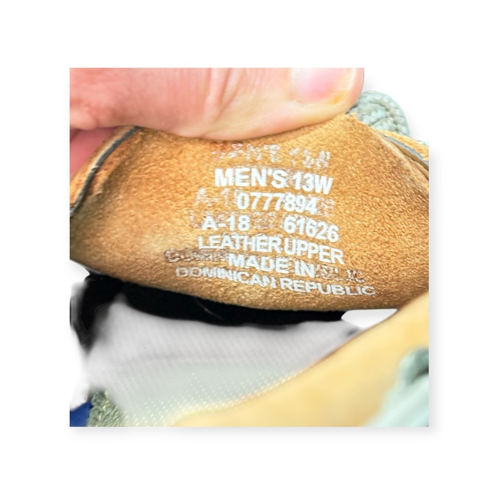 Sperry Tan Boat Shoes Moccasin Style - Picture 8 of 8
